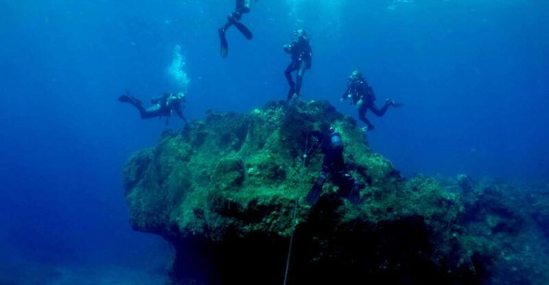 santorini-scuba-diving-experience-for-beginners