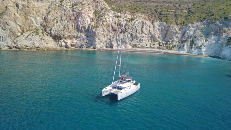 santorini-southern-island-luxury-catamaran-cruise-with-meal