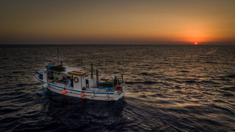 santorini-sunset-fishing-trip-with-dinner-and-drinks