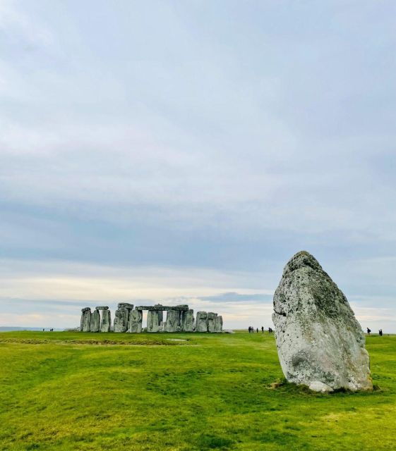 secrets-of-stonehenge-private-half-day-tour-from-bath-2