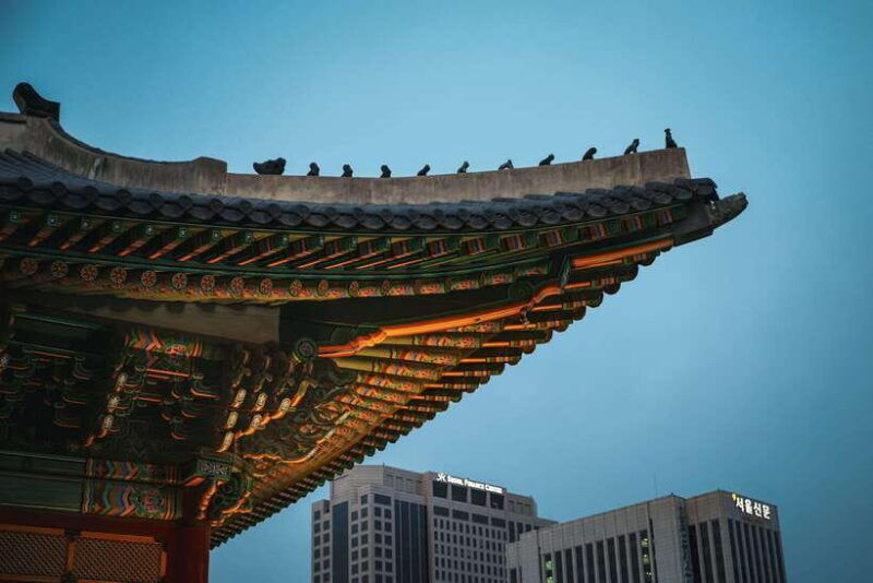 seoul-colonial-history-tour-with-prisonpalace-market-food