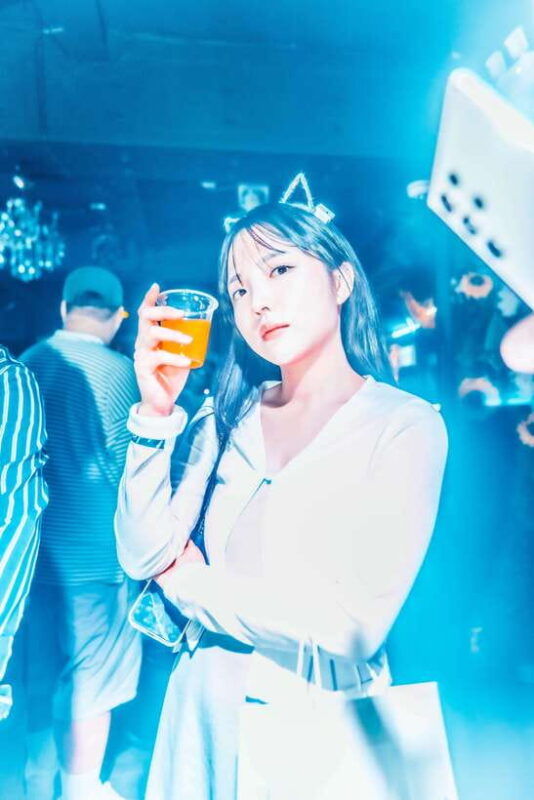 seoul-itaewon-premium-pub-crawl-with-limitless-drinks