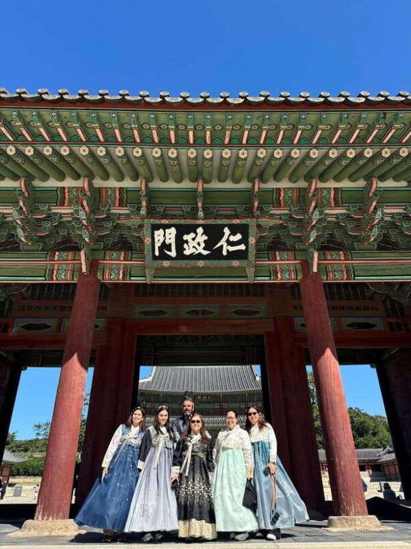 seoul-seoul-highlight-full-day-tour-palace-seoul-tower