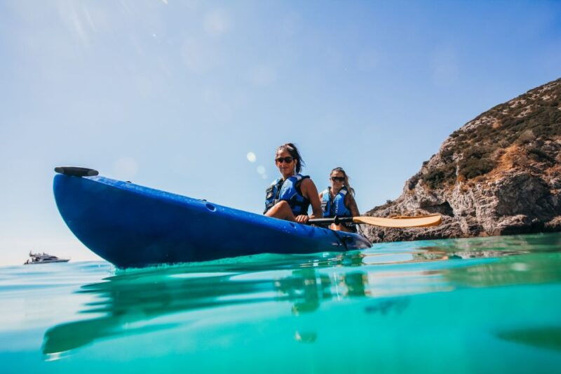 sesimbra-arrabida-natural-park-caves-guided-kayaking-tour
