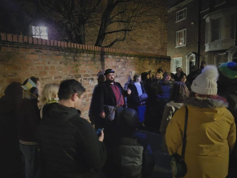 shadows-of-york-ghost-walk-and-horrible-history