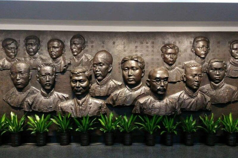 shanghai-xintiandi-ccp-museum-and-french-concession-tour