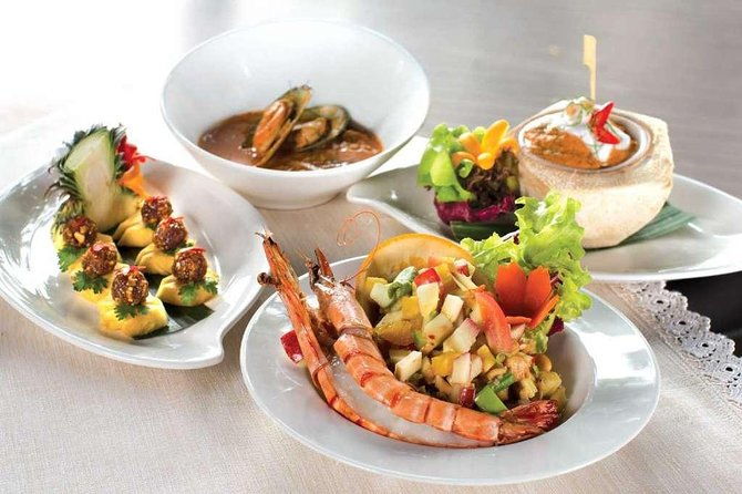 Shangri-La Hotel's Salathip Thai Restaurant Experience - The Itinerary Breakdown