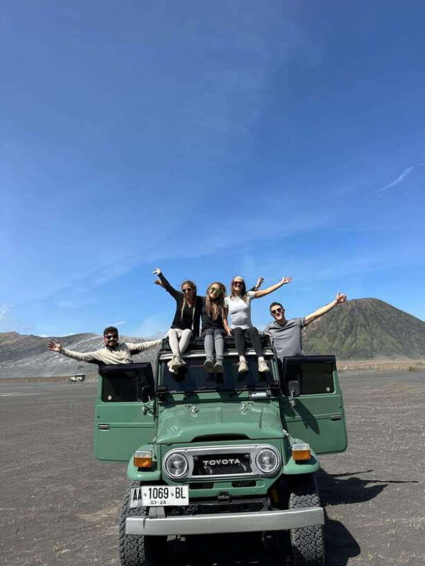 shared-bromo-jeep-tour-include-tickets-from-malang