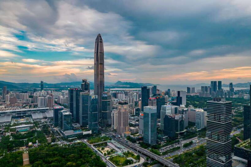 shenzhen-tallest-building-with-luxury-meal-on-highest-floor