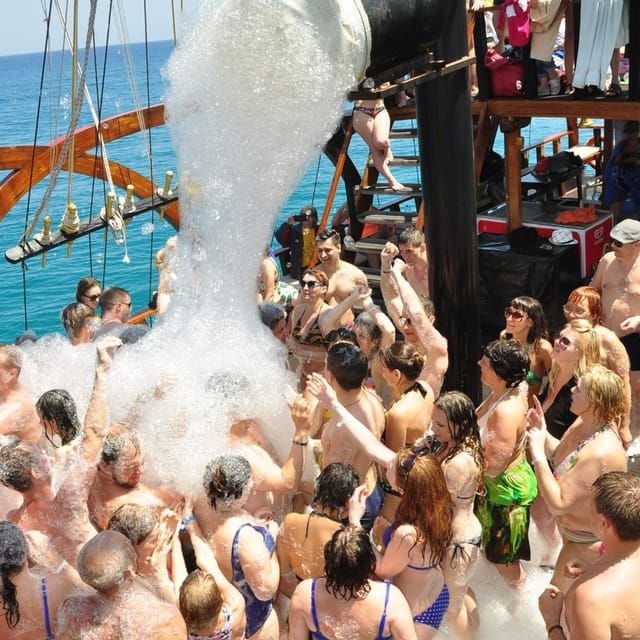 side-dolphin-island-boat-tour-with-lunch-and-soft-drinks