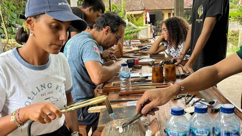 sidemen-silver-class-create-your-own-balinese-treasure