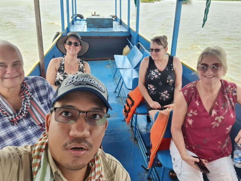 siem-reap-angkor-wat-floating-village-apsara-dance-show