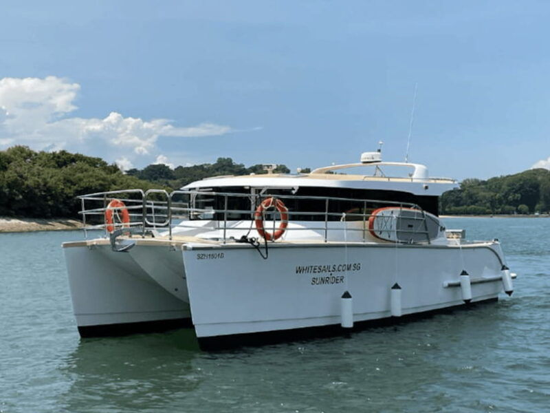 singapore-yacht-charter-onboard-sunrider