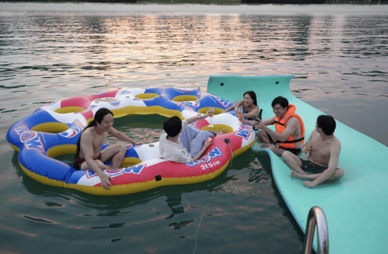singapore-yacht-charter-onboard-sunrise