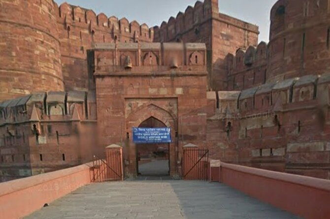 "Skip-the-Line Taj Mahal Tour With Guide" - The Sum Up