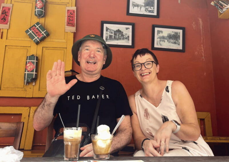 small-group-tour-hanoi-walking-food-tour-3-hour