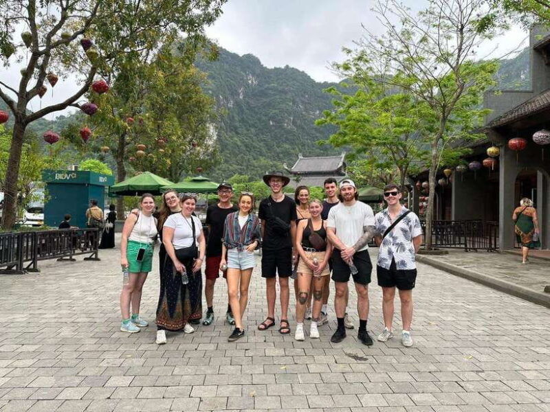 small-group-tour-hoa-lu-trang-an-mua-cave-from-ninh-binh