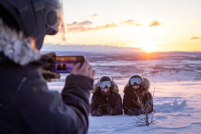 snowmobile-safari-to-lapland-viewpoint-all-inclusive