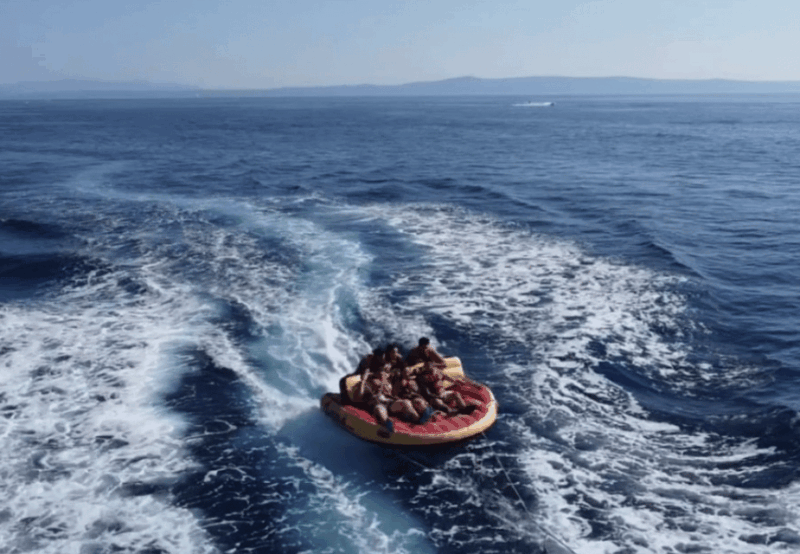 speedboat-to-3-islands-hvar-brac-zecevo-with-watersports