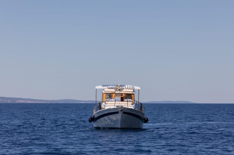 split-omis-makarska-full-or-half-day-boat-tour-with-cvita