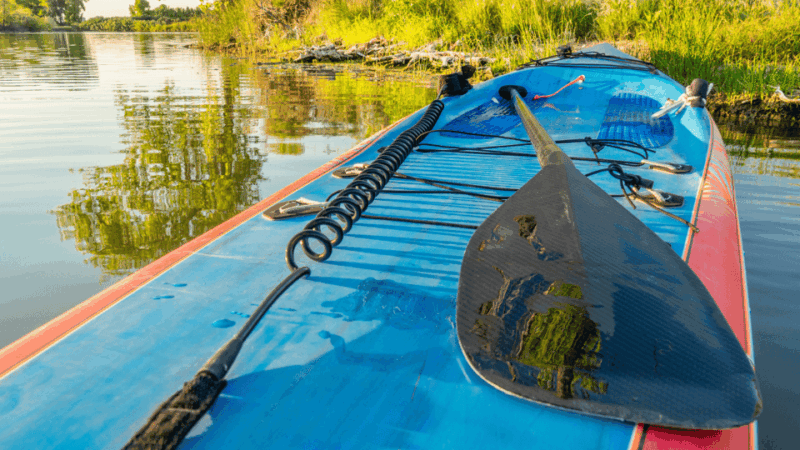 stand-up-paddle-tour-on-the-river-vez-with-guide