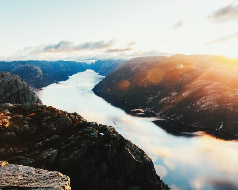 stavanger-guided-sunrise-hike-to-pulpit-rock