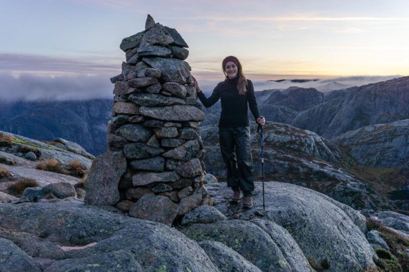 stavanger-off-season-hike-to-kjerag-packed-lunch