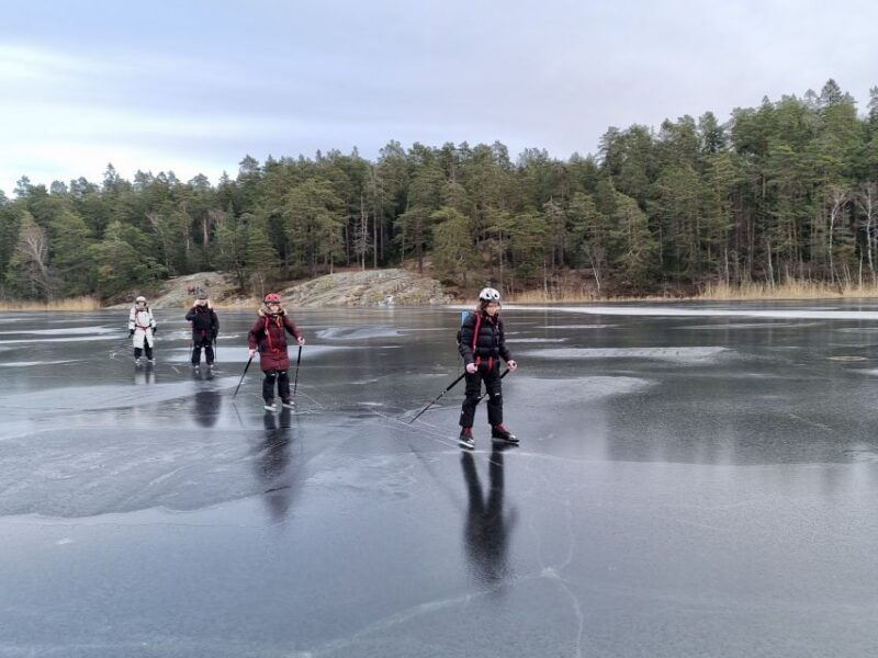 stockholm-family-friendly-private-ice-skating-tour-lunch