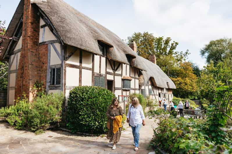 stratford-upon-avon-anne-hathaways-cottage-entry-ticket