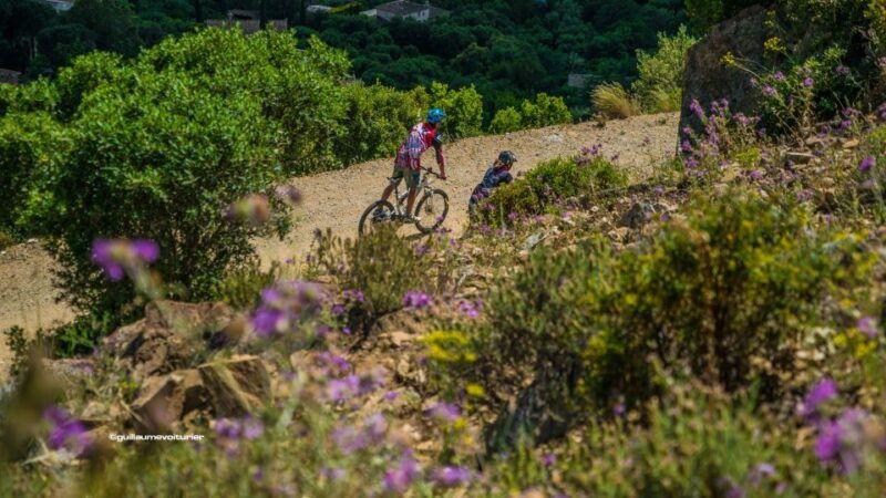sunset-mountain-electric-bike-gulf-of-saint-tropez