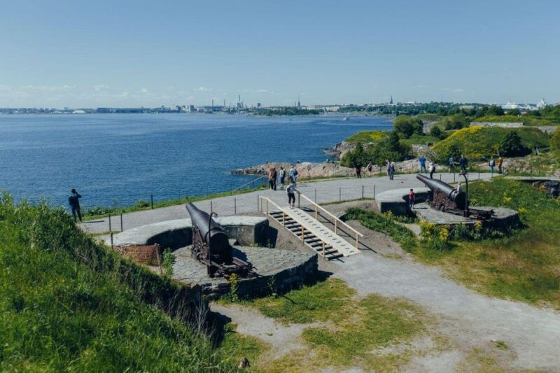 suomenlinna-private-tour-with-an-authorized-guide