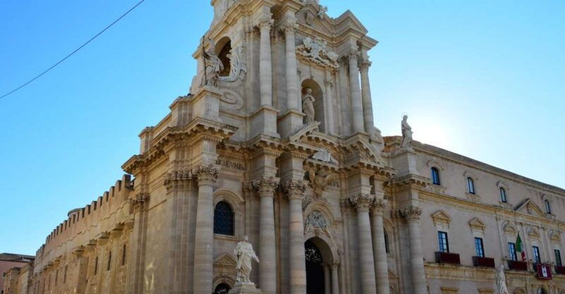 syracuse-ortigia-and-neapolis-guided-walking-tour