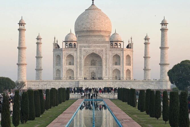 Taj Mahal Tour With Professional Photographer With Rental Saree - Value and Pricing Analysis