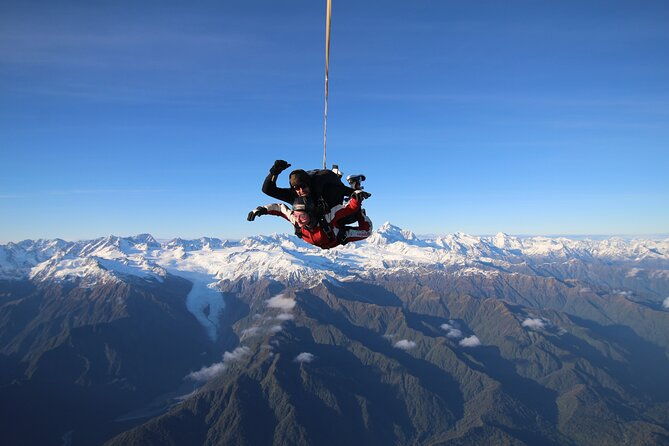 Tandem Skydive 16,500ft from Franz Josef - The Overall Value