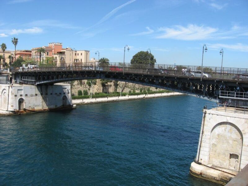 taranto-2-seas-walking-tour