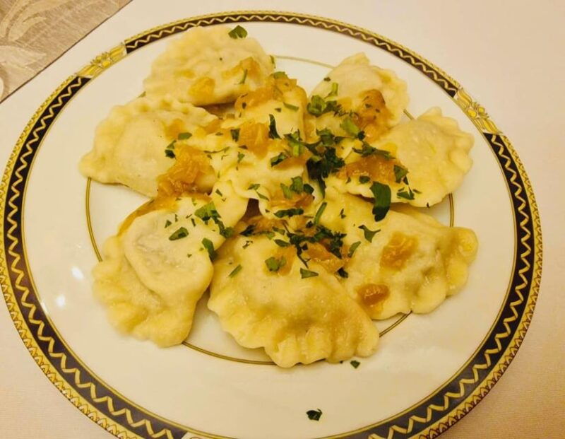 taste-of-poland-old-town-food-tour-and-guided-walk-in-one