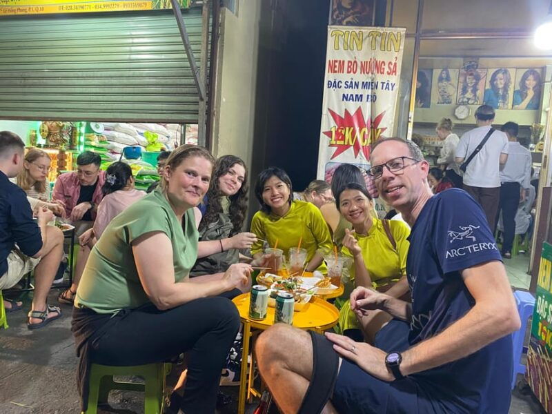 taste-of-saigon-saigon-local-street-food-tour-by-night