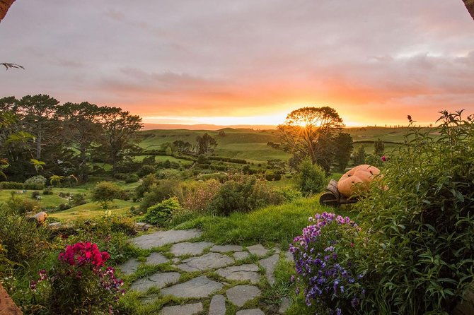Tauranga to Magical Hobbiton Movie Set - Private Shore Excursion. - FAQ