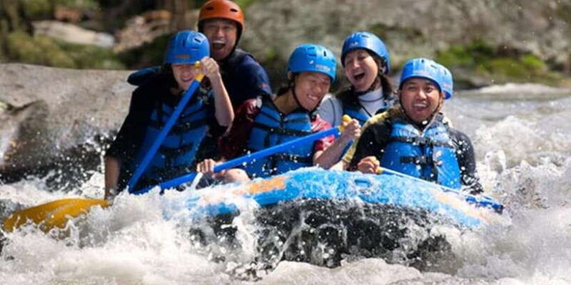 telaga-waja-white-water-rafting-with-lunch