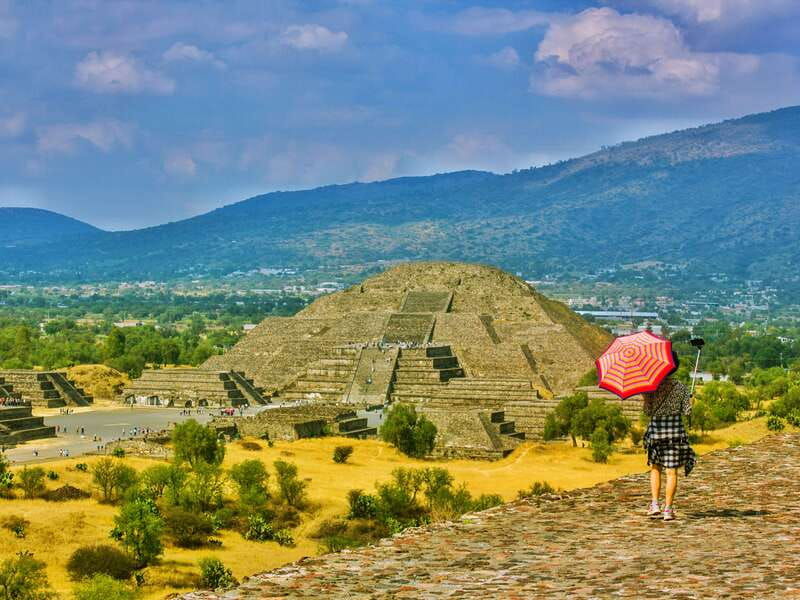 teotihuacan-pyramids-guided-walking-tour-2-hours