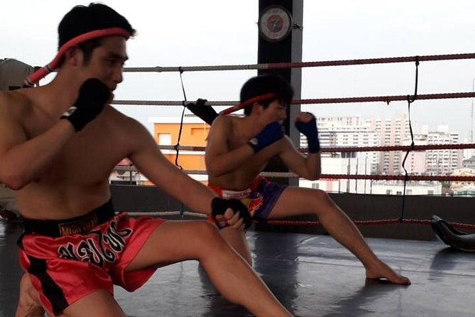 Thai Boxing Lesson, family and Kids Friendly - What You Can Expect: A Detailed Breakdown