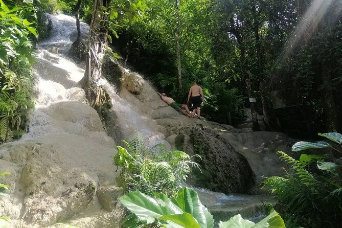 The Best Full Day Tour: Doi Suthep, Wat Phalat, Sticky Waterfall - Climbing the Sticky Waterfalls: Fun and Refreshing