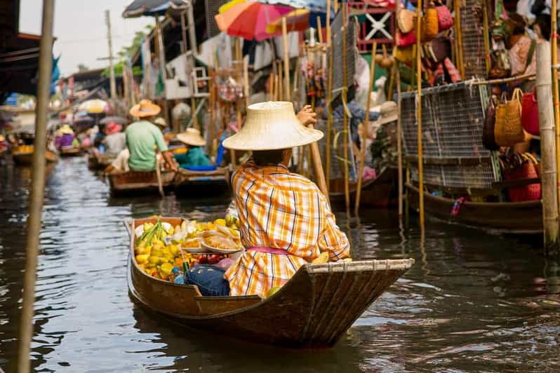 the-old-siam-damnoen-saduak-and-maeklong-railway-market