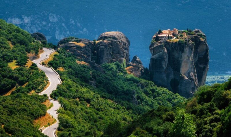 thessaloniki-2-day-meteora-trip-with-guided-tours-and-hotel-2
