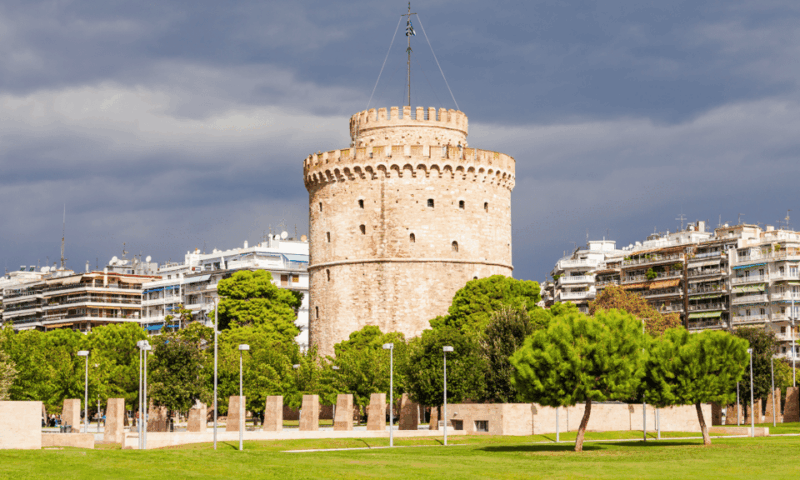 thessaloniki-yoga-at-the-white-tower-park
