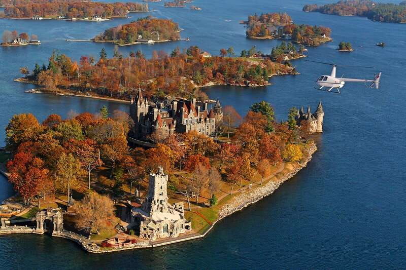 thousand-islands-helicopter-tour-with-cider-mill-and-lunch-2