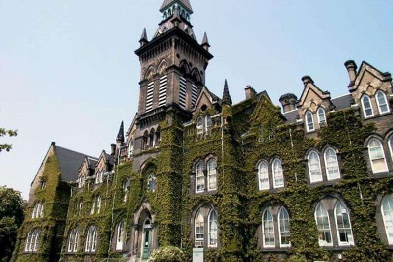 toronto-distillery-old-town-private-walking-tour