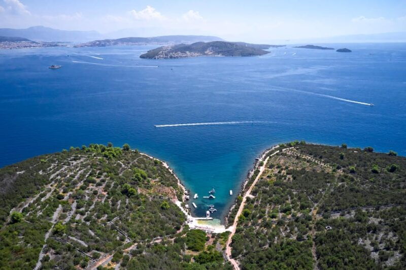 trogir-boat-tour-to-unique-underwater-museum