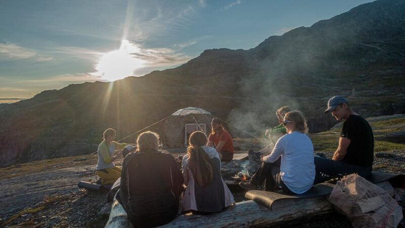 trolltunga-trolltunga-sunset-glamping