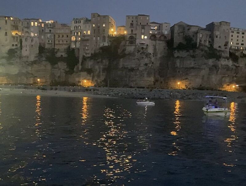 tropea-sunset-cruise-to-capo-vaticano-with-aperitif